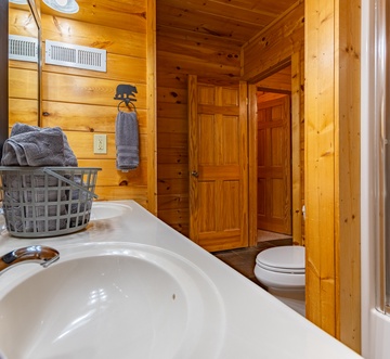 Sweet Bear Hideaway