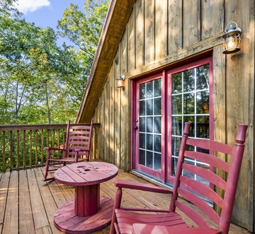 Majestic Elk Hideaway