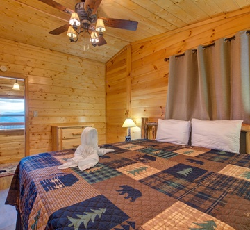 Honey Bear Lodge