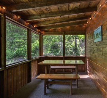 Misty Mountain Cabin