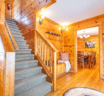 Moonshine Lodge