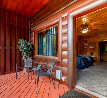 Bear Essentials Lodge