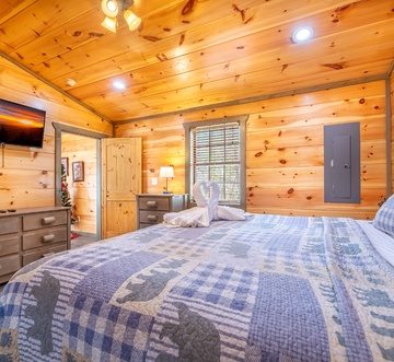 Country Bear Hideaway