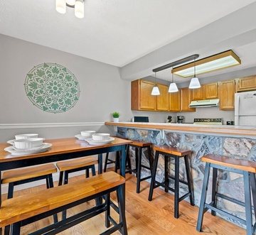 Windy Oaks Condo