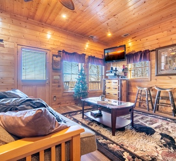 Smokey's Hideaway