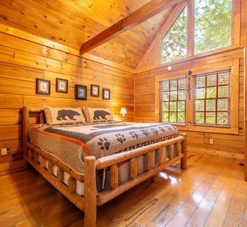 Lazy Bear Lodge