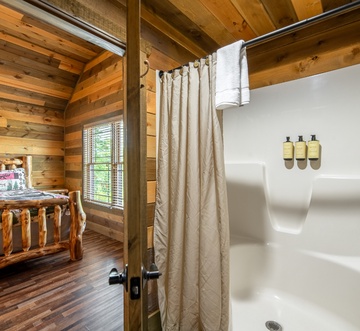 The Lodge At Coopers Hawk