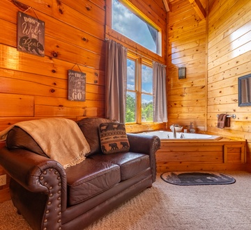 Bear Essentials Lodge