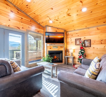 Country Bear Hideaway