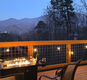 Honey Bear Lodge