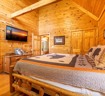 Lazy Bear Lodge