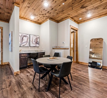 Lookout Lodge