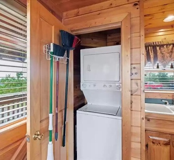 Heavenly Peak Lodge