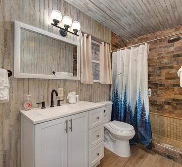Golden Pines Retreat