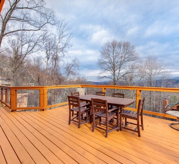 Honey Bear Lodge