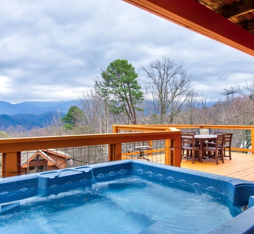 Honey Bear Lodge