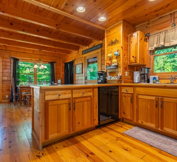 Sweet Bear Hideaway