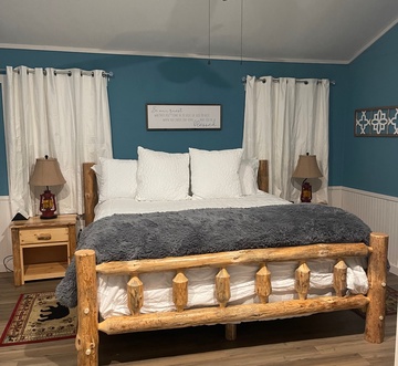 Cozy Hollow Cabin