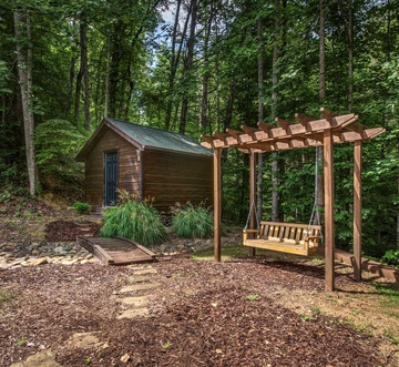 Misty Mountain Cabin