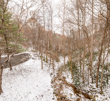 Hiker's Hideaway
