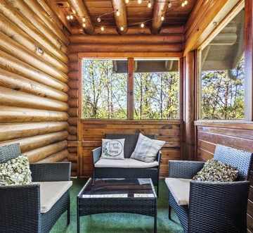 Cozy Bear Cove