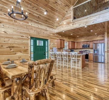 Smokey Peak Inn