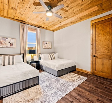 Lookout Lodge