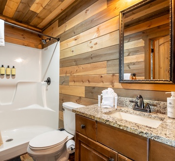 The Lodge At Coopers Hawk