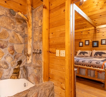 Lazy Bear Lodge