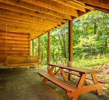 Smoky Breeze Retreat