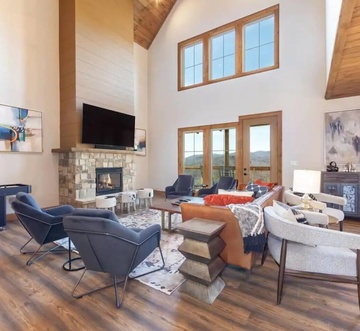 Top of the Summit Lodge