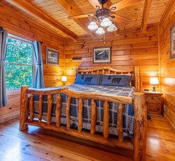 Sweet Bear Hideaway