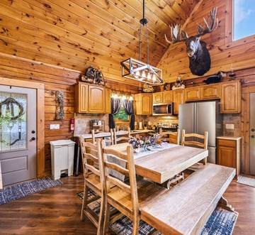 Majestic Elk Hideaway