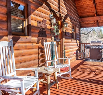 Smokey's Hideaway
