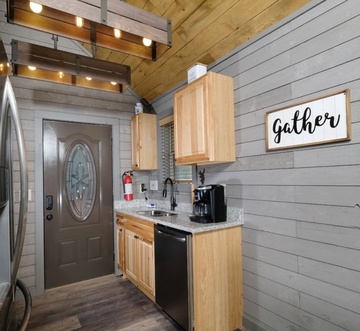 Splash N' Love Shack