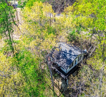 Hillside Hideaway