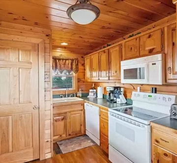 Heavenly Peak Lodge