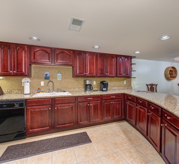 Cs Creekside Condo