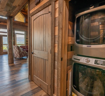 Hilltop Hideaway