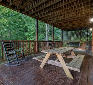 Sweet Bear Hideaway