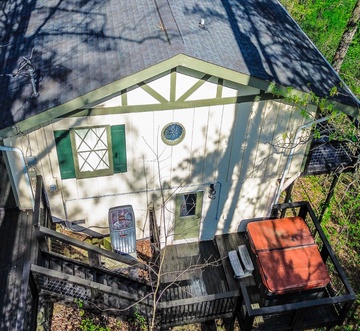 Hillside Hideaway
