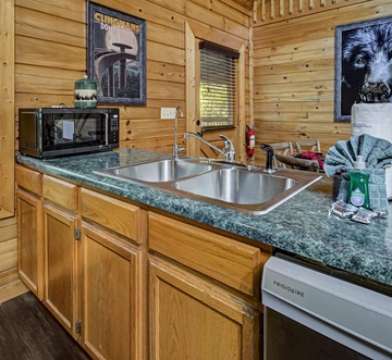 Bear Mountain Hideaway