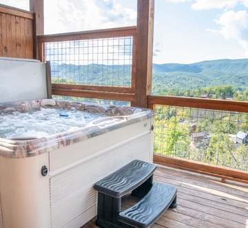 Hilltop Hideaway