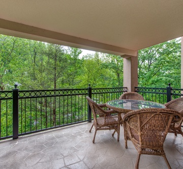 Cs Creekside Condo