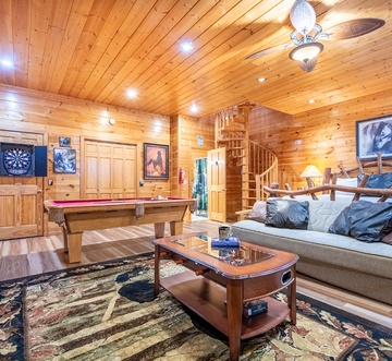 Smokey's Hideaway