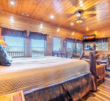 Smokey's Hideaway