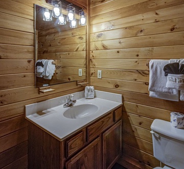 Bear Mountain Hideaway