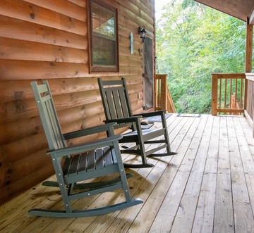 Cabin on the Creek