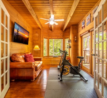 Smoky Breeze Retreat