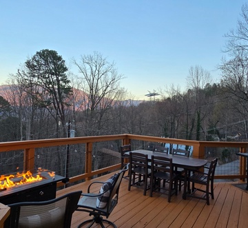 Honey Bear Lodge